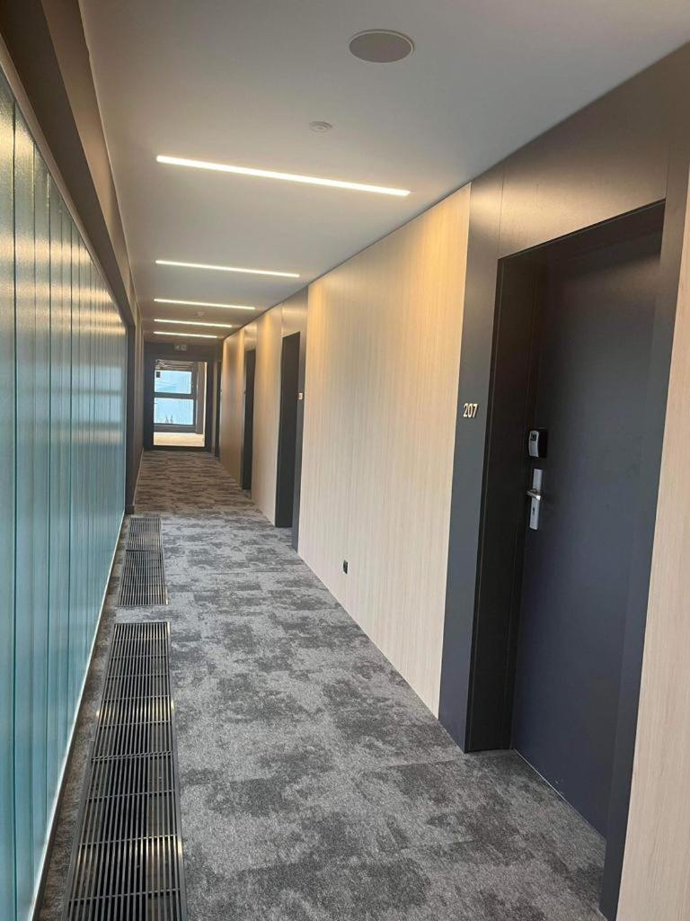 Апартаменты Alex - Plac Wolnosci 6 Познань Экстерьер фото